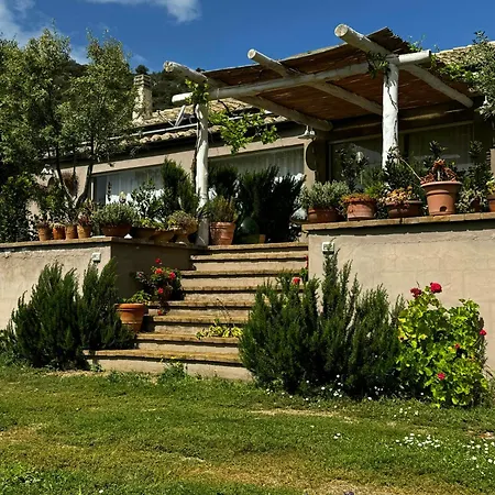 Historic Sheepfold With View In Prázdninový dům *
