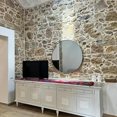 펜션 Historic Sheepfold With View In 솔라나스